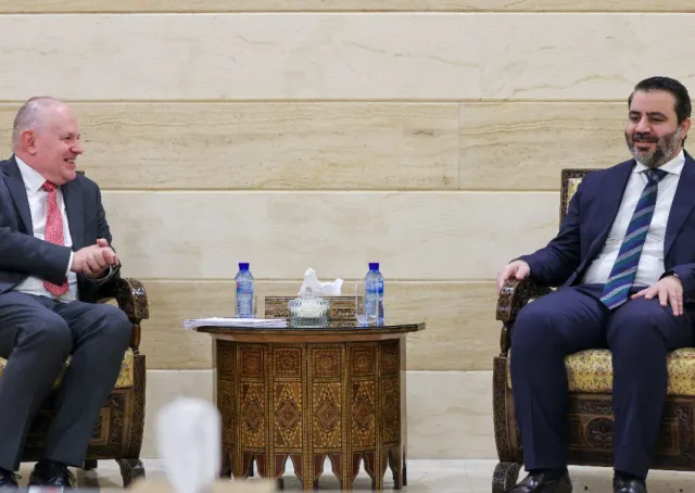 وزير الخارجية والمغتربين السيد أسعد حسن الشيباني يلتقي في دمشق فريق التقييم الإستراتيجي المتكامل للأمم المتحدة