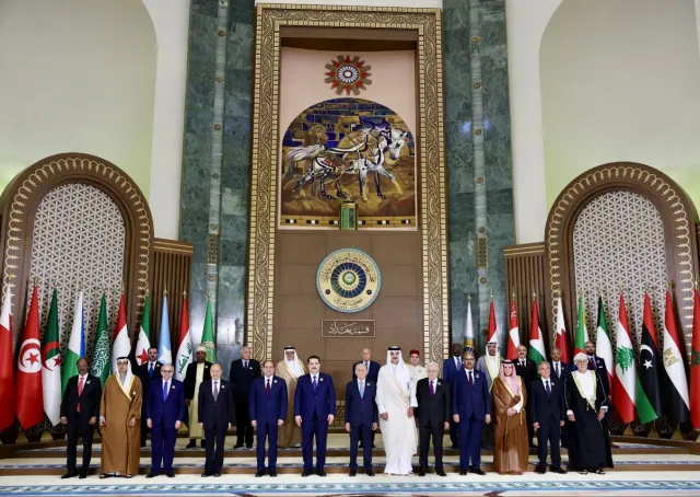 بمشاركة وزير الخارجية والمغتربين السيد أسعد حسن الشيباني تنطلق أعمال القمة العربية بدورتها الـ34 في العاصمة العراقية بغداد