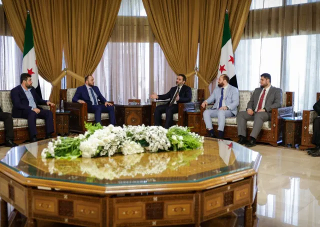 وزير الخارجية والمغتربين السيد أسعد حسن الشيباني يلتقي السادة محافظي الجمهورية العربية السورية 