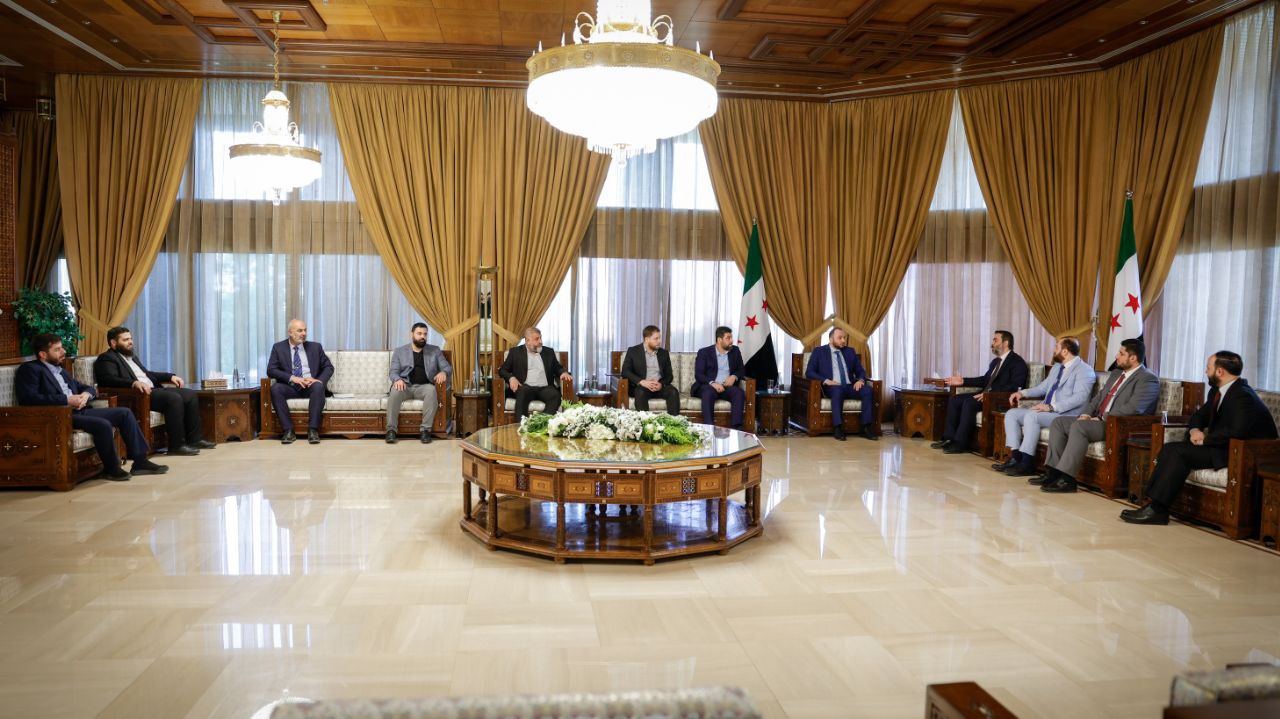 وزير الخارجية والمغتربين السيد أسعد حسن الشيباني يلتقي السادة محافظي الجمهورية العربية السورية 