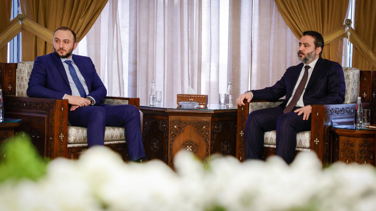 وزير الخارجية والمغتربين السيد أسعد حسن الشيباني يلتقي السادة محافظي الجمهورية العربية السورية 