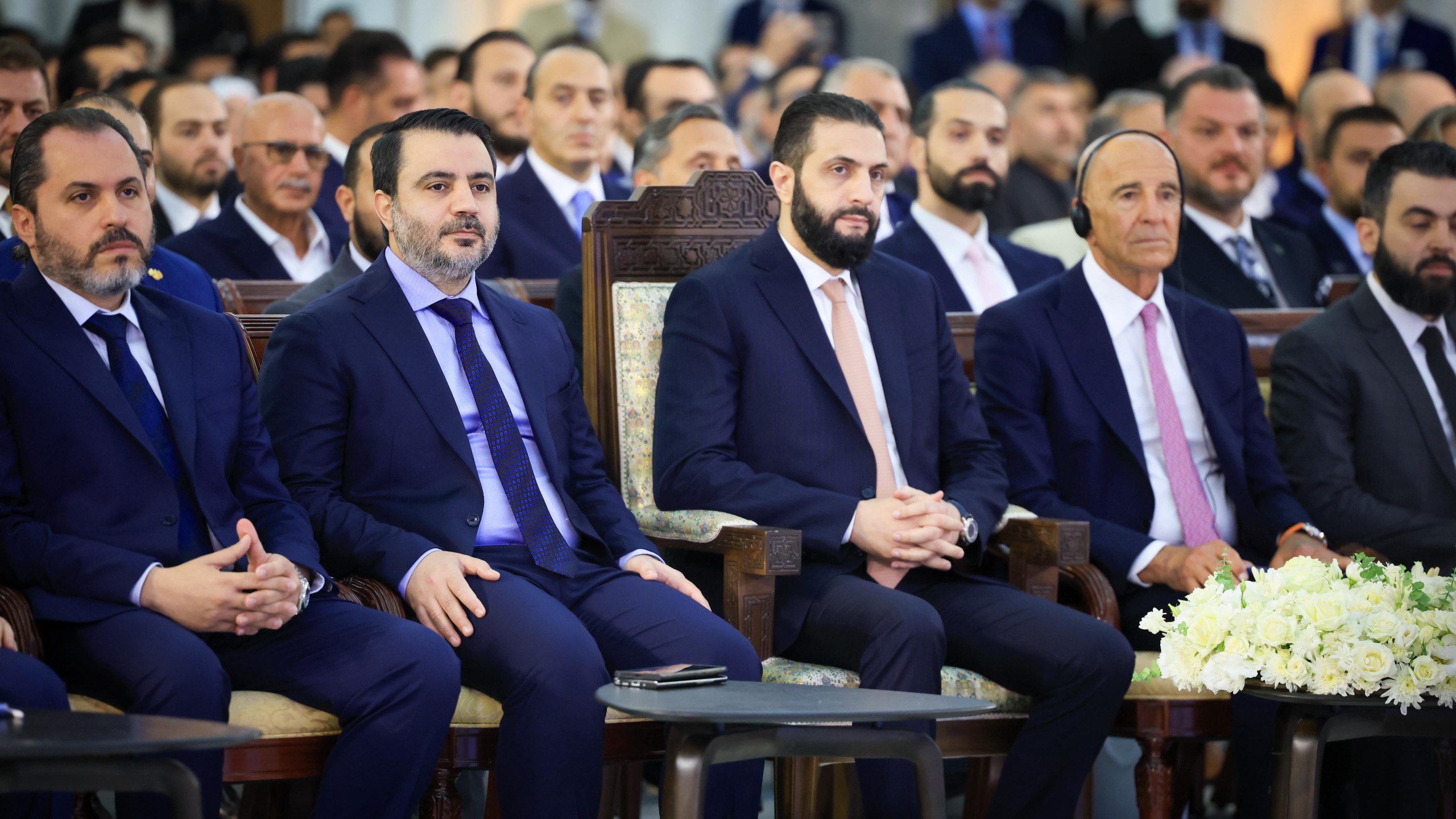 برعاية فخامة رئيس الجمهورية العربية السورية السيد أحمد الشرع وبحضور وزير الخارجية والمغتربين السيد أسعد حسن الشيباني، أُقيمت في العاصمة دمشق مراسم توقيع عدد من الاتفاقيات لتنفيذ مشاريع استثمارية استراتيجية في عدد من المحافظات السورية