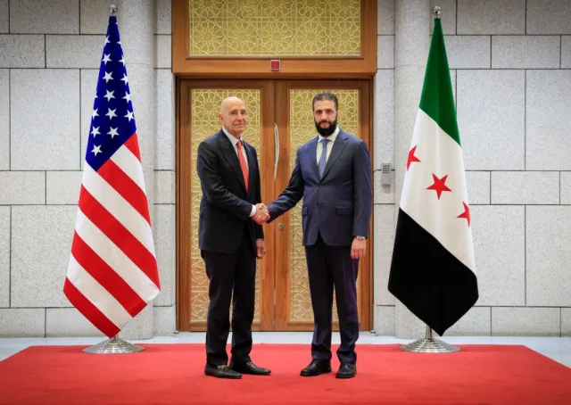 The President Al-Sharaa, Accompanied by The Ministers of Foreign Affairs and Expatriates and Defense and The Head of The General Intelligence Directorate, Meet in Damascus with  Mr. Thomas Barak