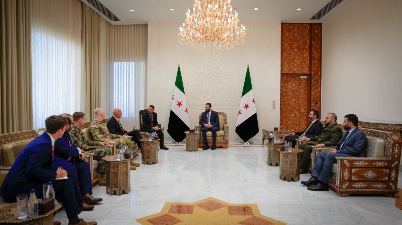 The President Al-Sharaa, Accompanied by The Ministers of Foreign Affairs and Expatriates and Defense and The Head of The General Intelligence Directorate, Meet in Damascus with  Mr. Thomas Barak