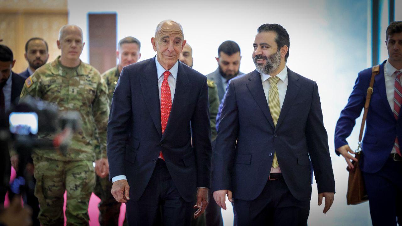 The President Al-Sharaa, Accompanied by The Ministers of Foreign Affairs and Expatriates and Defense and The Head of The General Intelligence Directorate, Meet in Damascus with  Mr. Thomas Barak