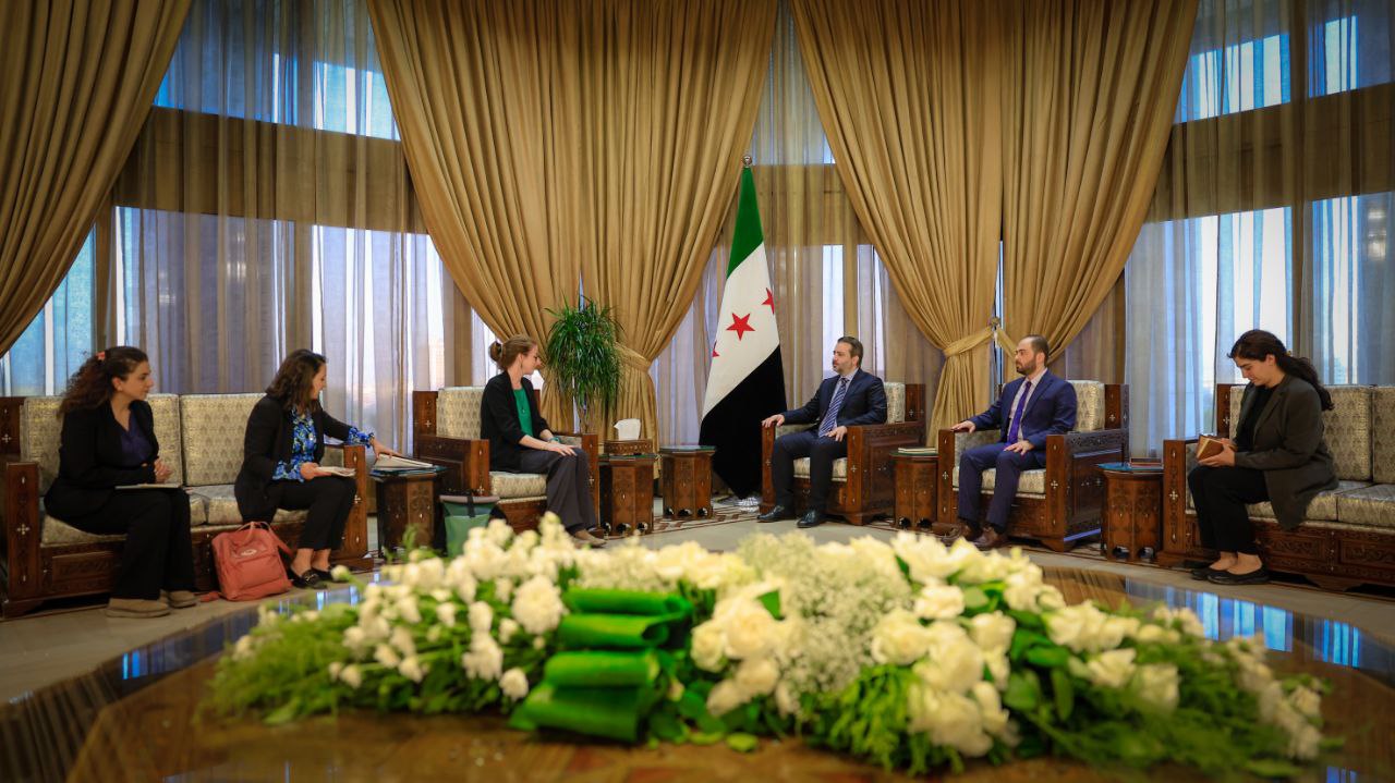 The Minister of Foreign Affairs and Expatriates Meets with Delegation from Amnesty International in Damascus