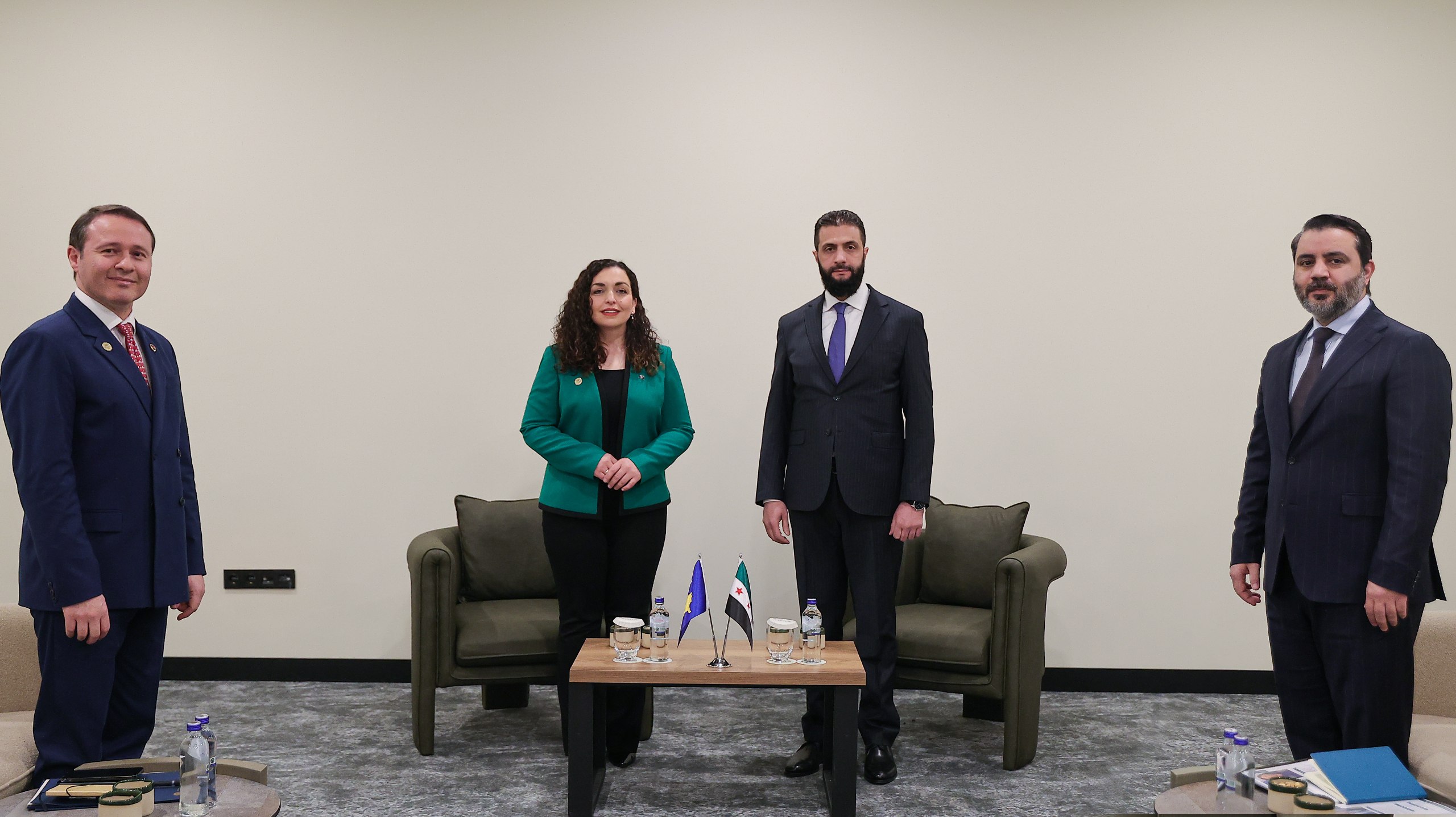 رئيس الجمهورية ووزير الخارجية يلتقيان رئيسة جمهورية كوسوفو