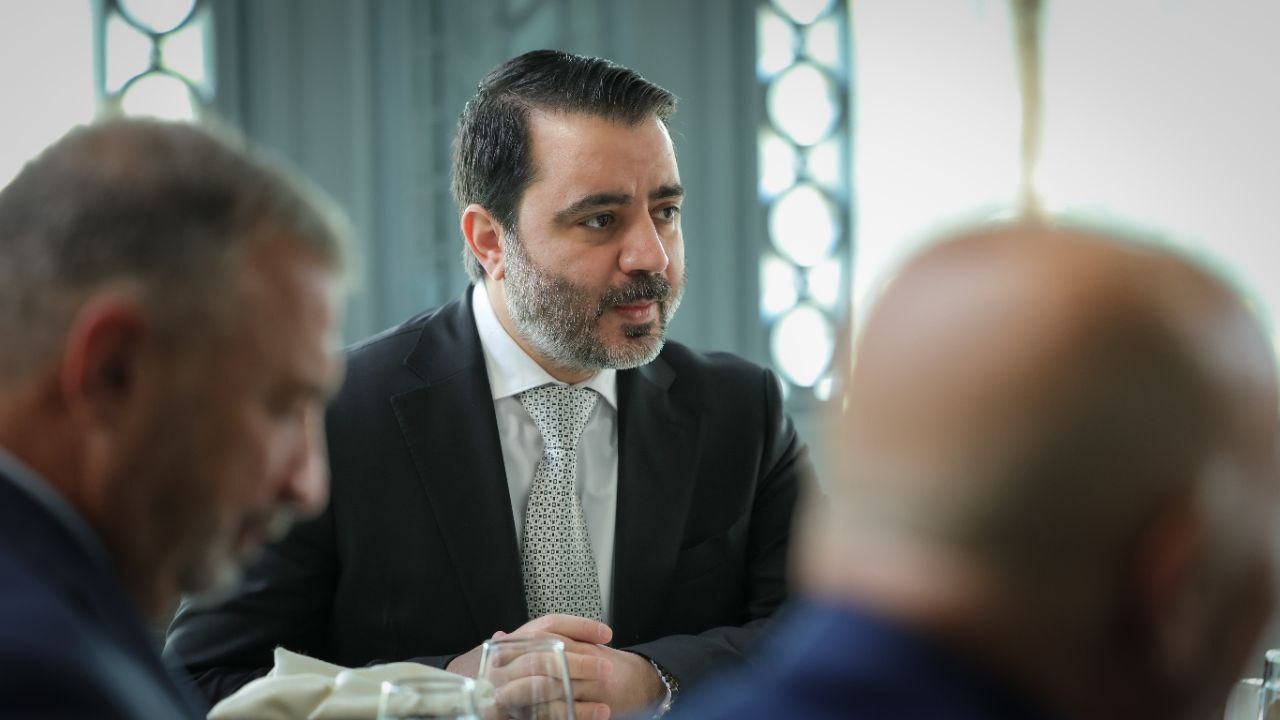 عقدت الحكومة السورية  اجتماعًا مشتركًا مع وفد من البنك الدولي