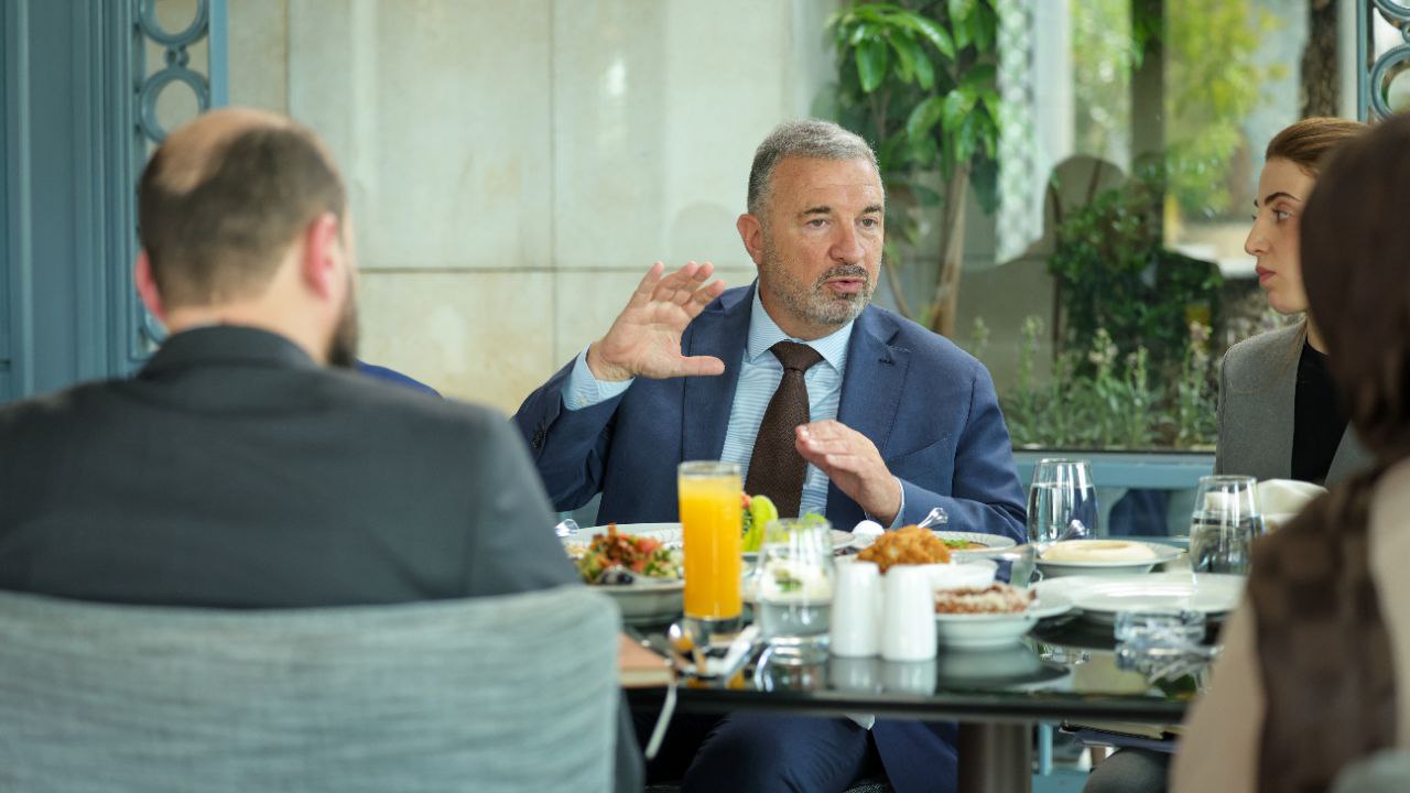 عقدت الحكومة السورية  اجتماعًا مشتركًا مع وفد من البنك الدولي