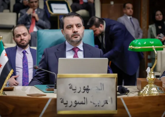 وزير الخارجية يمثل سوريا لأول مرة في اجتماع القمة العادية لمجلس جامعة الدول العربية 