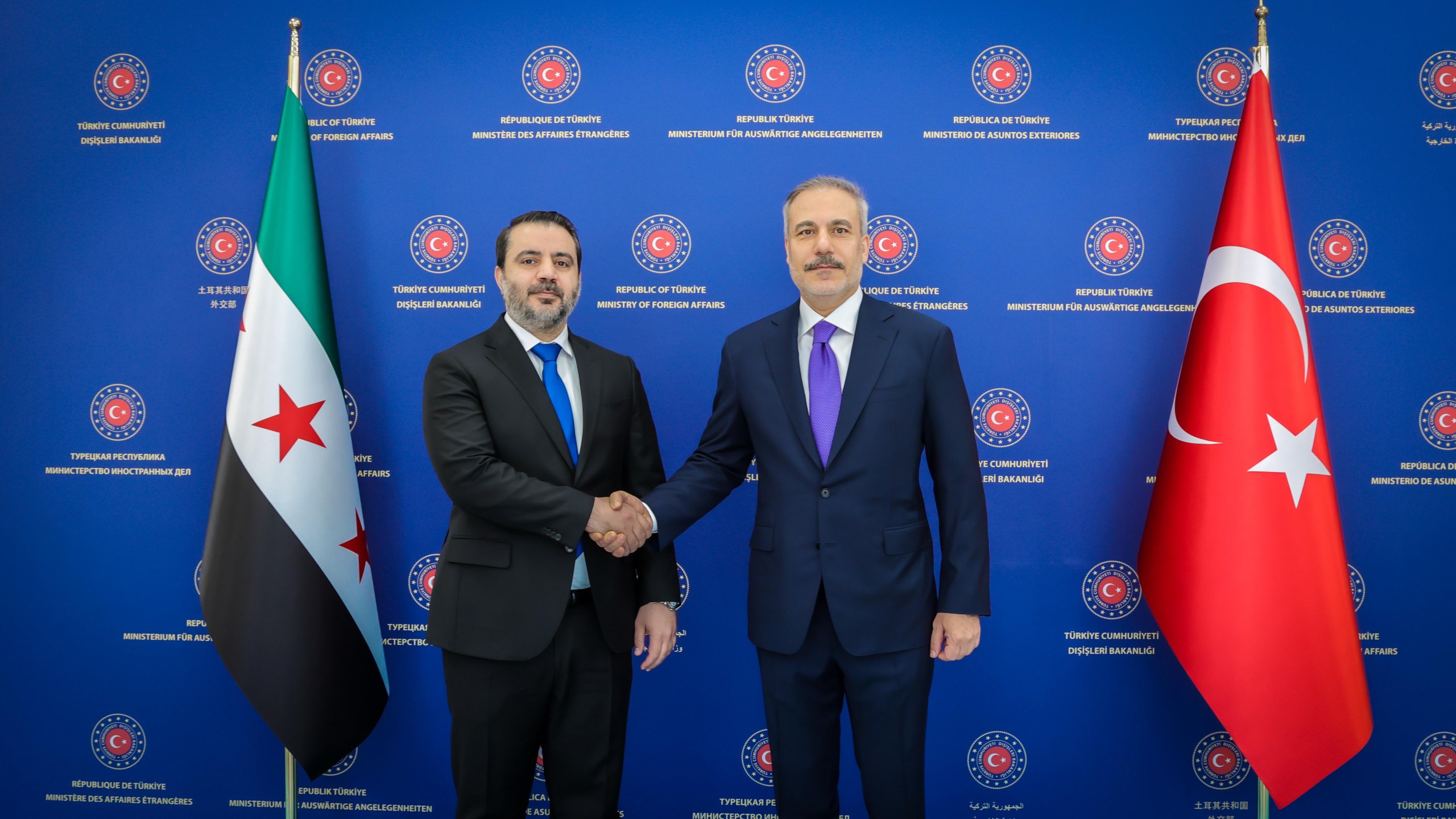 Syrian and Turkish Foreign Ministers Hold Talks in Ankara