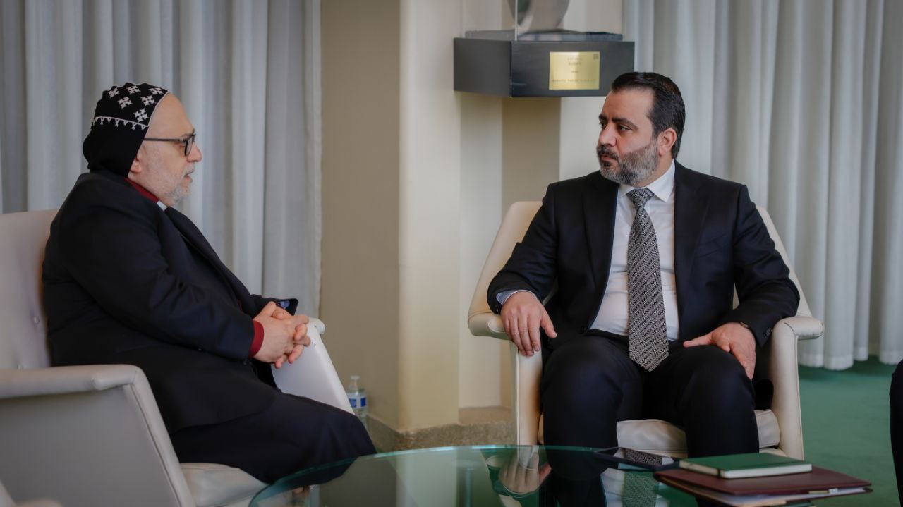 التقى وزير الخارجية والمغتربين  المطران جان قواق النائب البطريركي في أبرشية شرقي الولايات المتحدة الأمريكية 