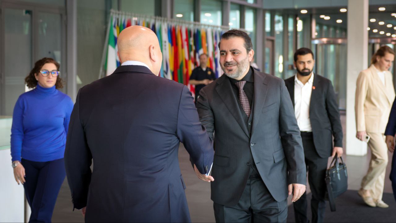Foreign Minister Asaad Al-Shaibani Meets with Karim Ahmad Khan, President of The International Criminal Court in The Netherlands