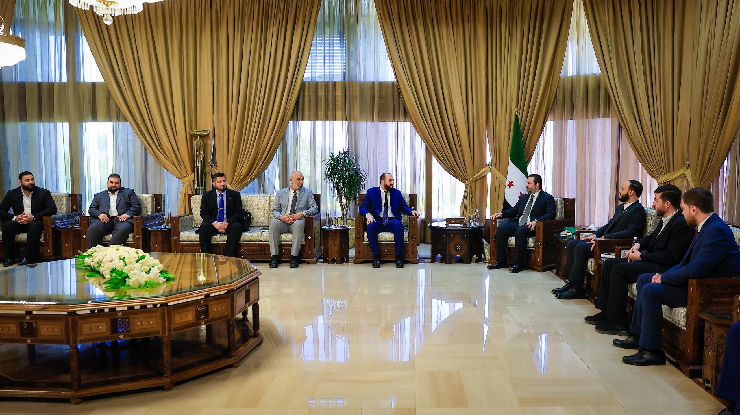 Syrian Foreign Minister Holds Meeting with Governors to Coordinate Diplomatic and Development Efforts