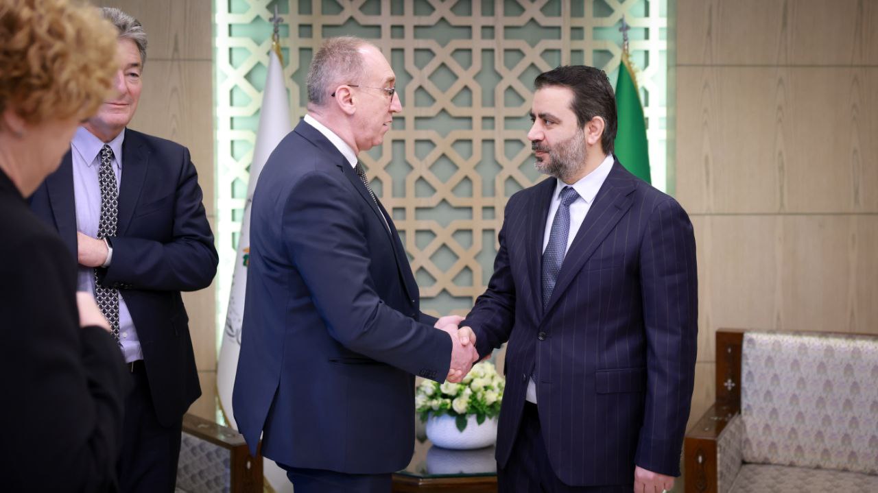 اجتماع وزير الخارجية السيد أسعد الشيباني في العاصمة دمشق بالبعثات الدبلوماسية من قارة أوربا