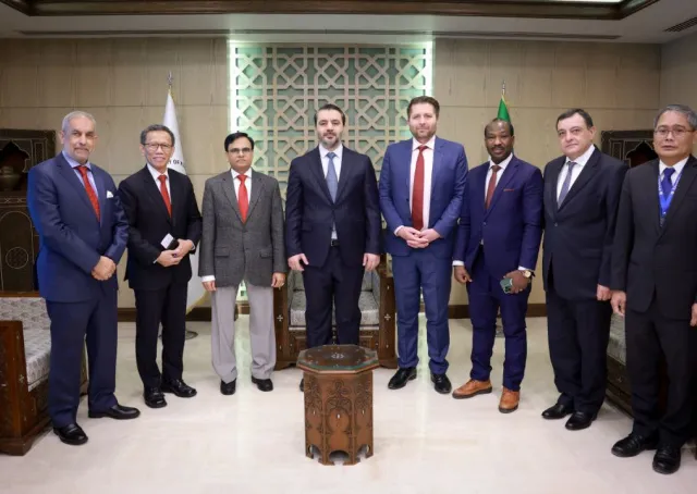 وزير الخارجية  يلتقي  بالبعثات الدبلوماسية من قارتي أسيا وأفريقيا