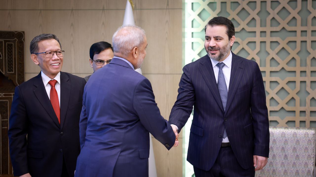 وزير الخارجية يلتقي بالبعثات الدبلوماسية من قارتي أسيا وأفريقيا