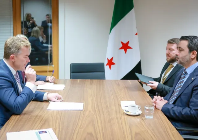 لقاء ثنائي جمع وزير الخارجية  نائب وزير الخارجية بمملكة النرويج