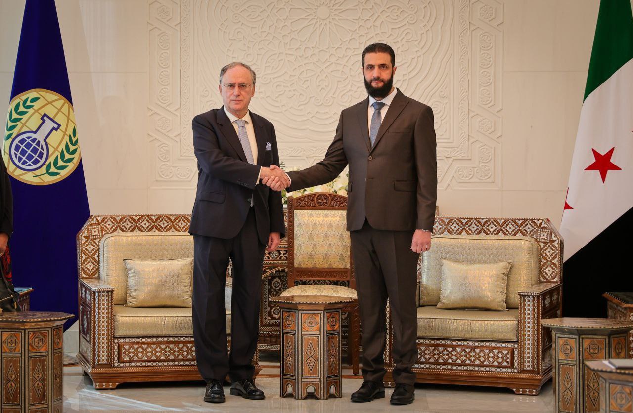 رئيس الجمهورية السيد أحمد الشرع ووزير الخارجية السيد أسعد الشيباني يستقبلان في دمشق وفداً أمميّاً 