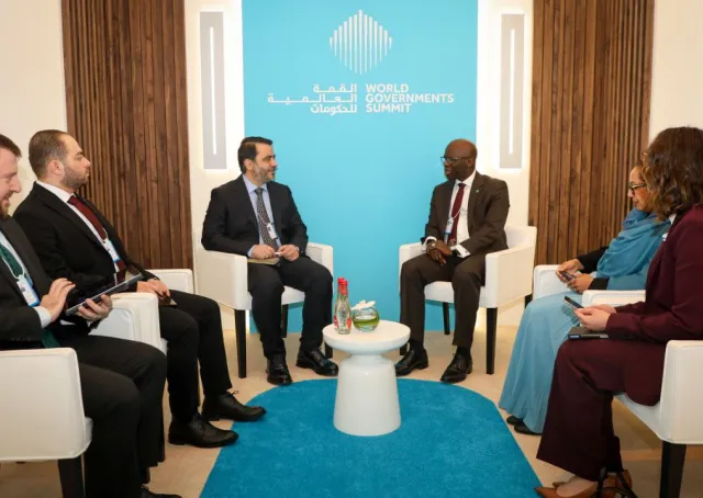 اجتماع جانبي لوزير الخارجية السيد أسعد الشيباني مع السيد أوسمان ديون 