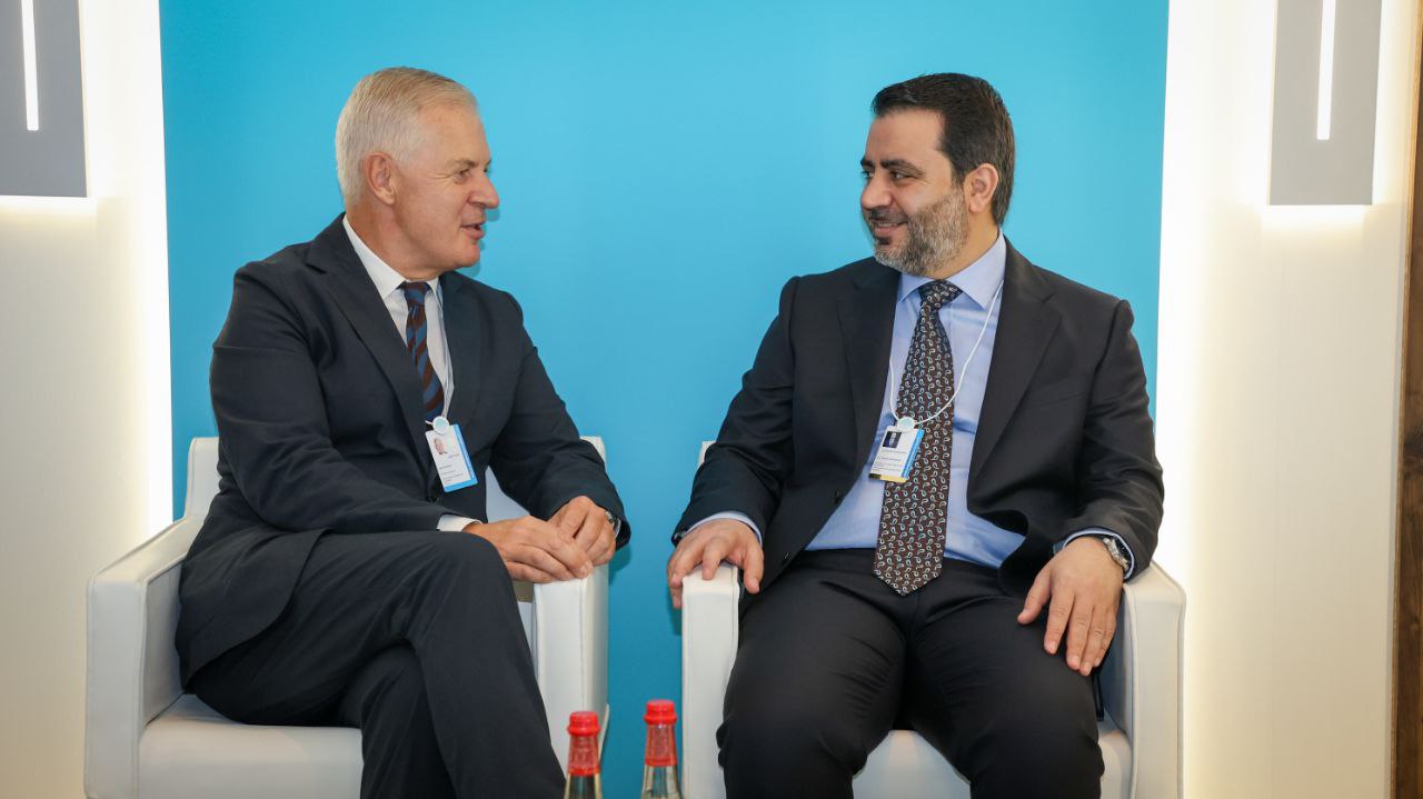 لقاء ثنائي جمع وزير الخارجية والأمين العام للغرفة التجارية الدولية 