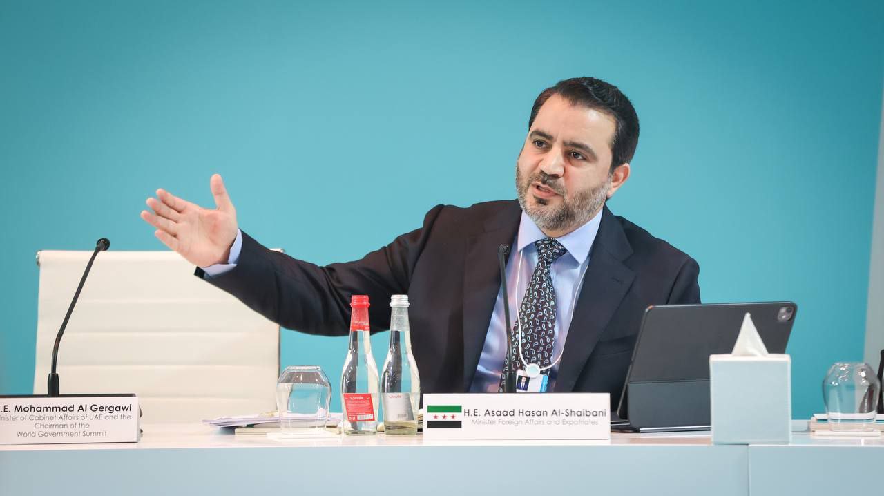 وزير الخارجية والمغتربين السيد أسعد الشيباني يلتقي بالجالية السورية