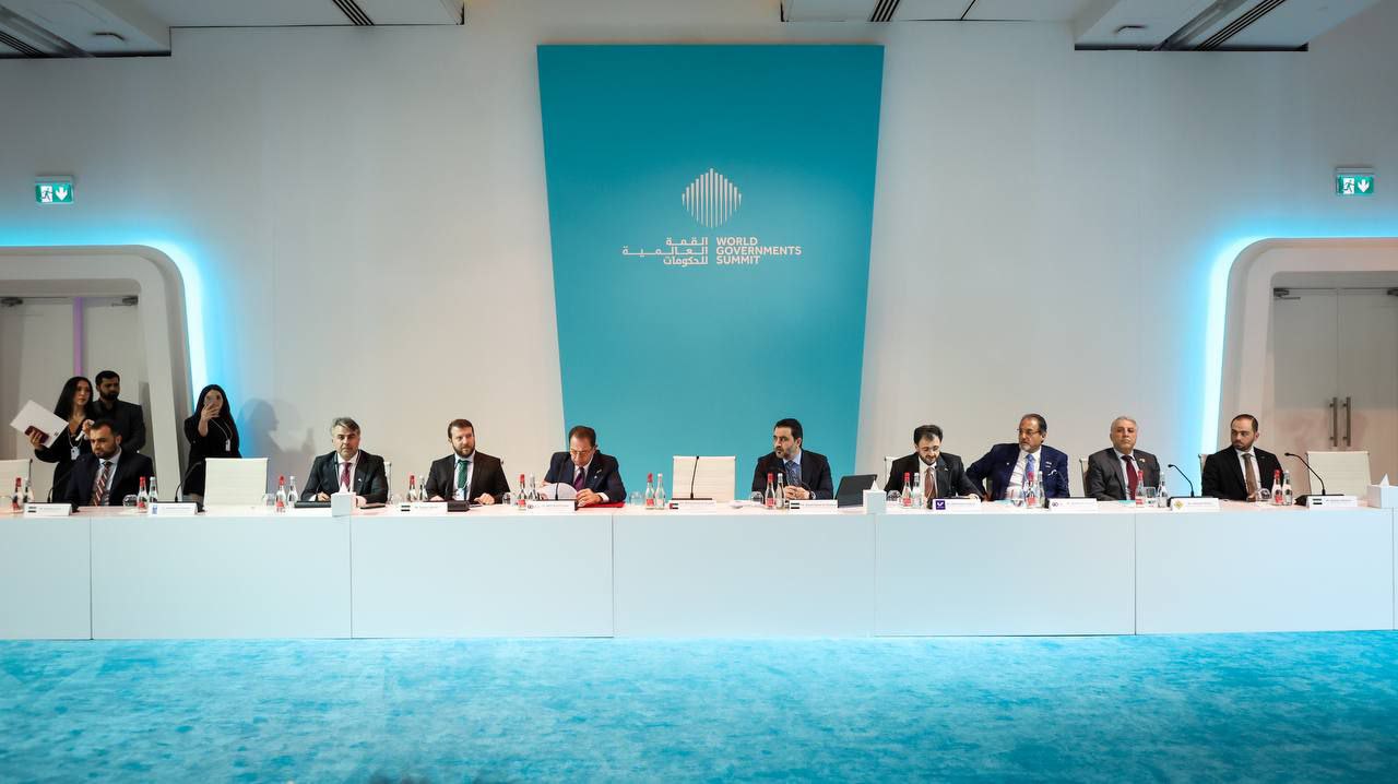 وزير الخارجية والمغتربين السيد أسعد الشيباني يلتقي بالجالية السورية