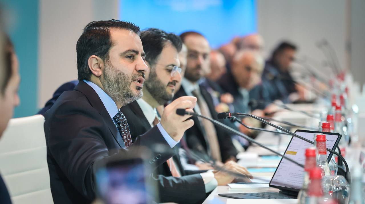 وزير الخارجية والمغتربين السيد أسعد الشيباني يلتقي بالجالية السورية