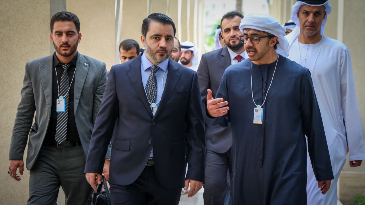 وزير الخارجية والمغتربين يلتقي وزير الخارجية الإماراتي