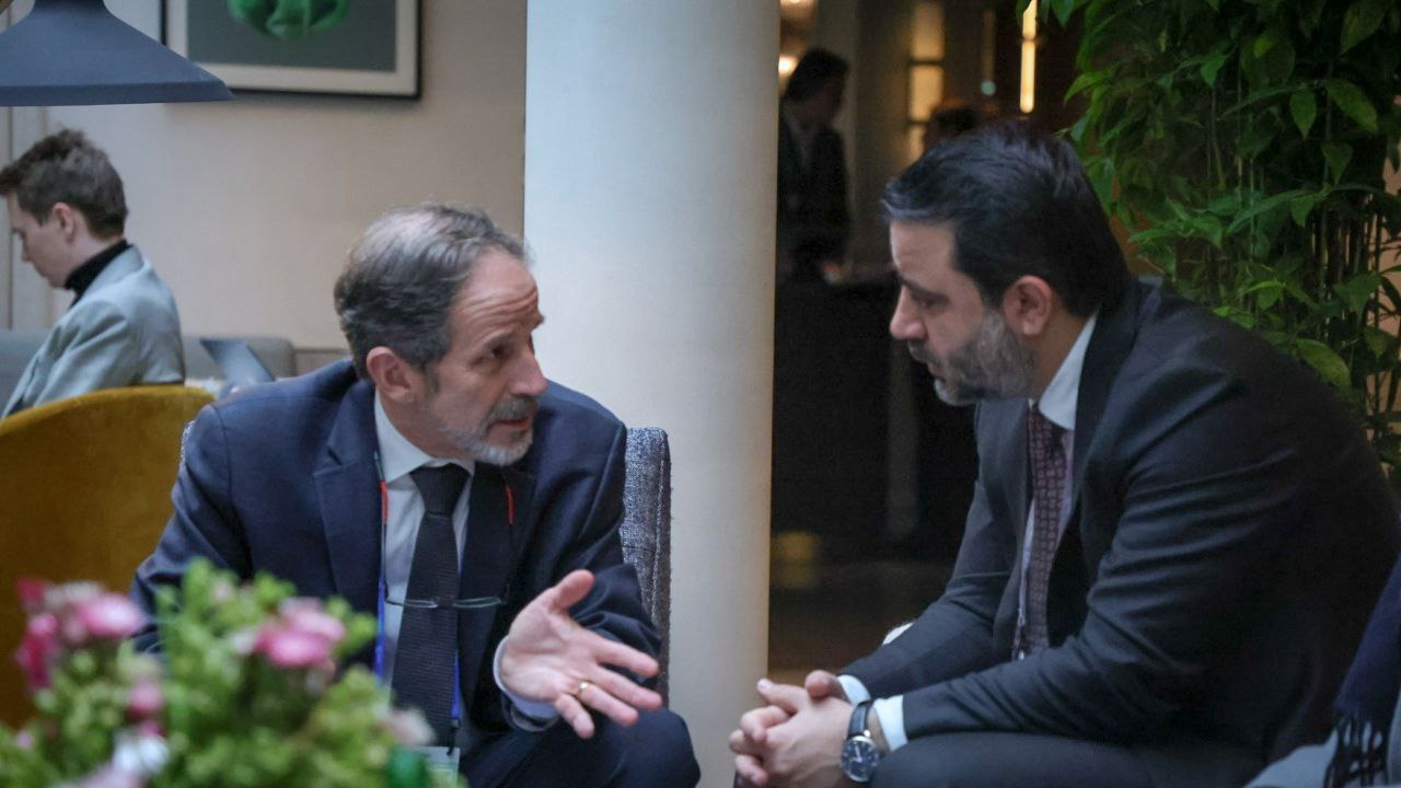 لقاء وزير الخارجية السيد أسعد الشيباني السيد روبرت بيتيت رئيس الالية الدولية المستقلة و المحايدة (IIIM) 