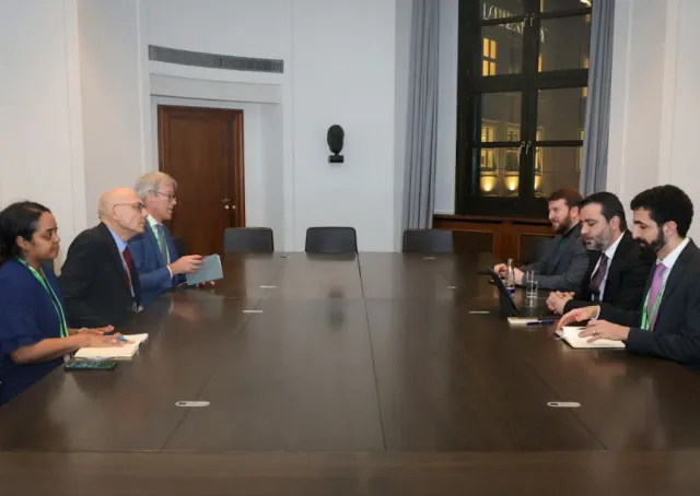 وفد الخارجية السورية برئاسة وزير الخارجية السيد أسعد الشيباني يجتمع مع المفوض السامي للأمم المتحدة لحقوق الإنسان 