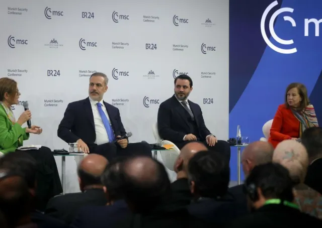 من مشاركة وزير الخارجية السيد أسعد الشيباني في حوار 