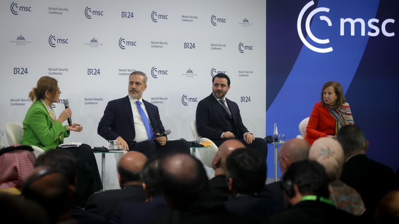 من مشاركة وزير الخارجية السيد أسعد الشيباني في حوار 