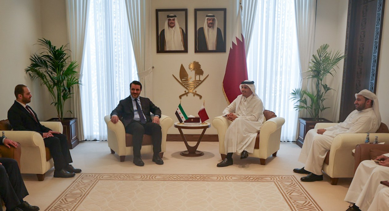 لقاء وزير الخارجية والمغتربين السيد أسعد الشيباني مع معالي الشيخ محمد بن عبد الرحمن بن جاسم آل ثاني 