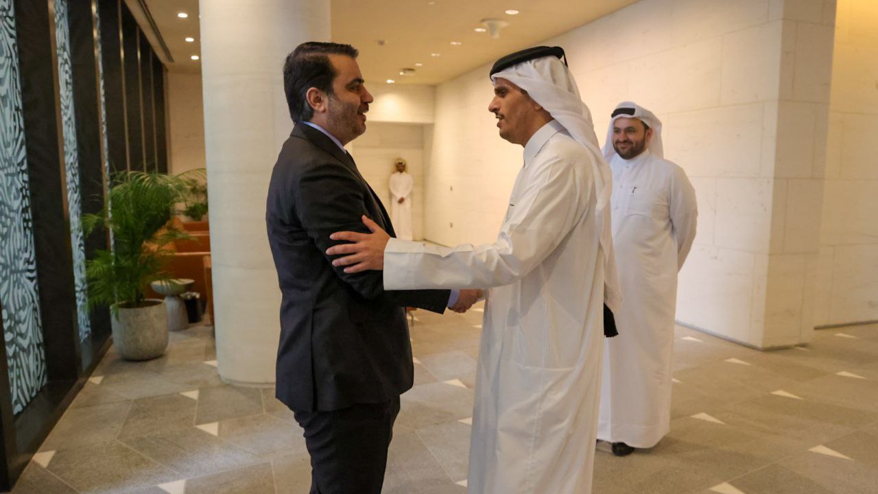 لقاء وزير الخارجية والمغتربين السيد أسعد الشيباني مع معالي الشيخ محمد بن عبد الرحمن بن جاسم آل ثاني 