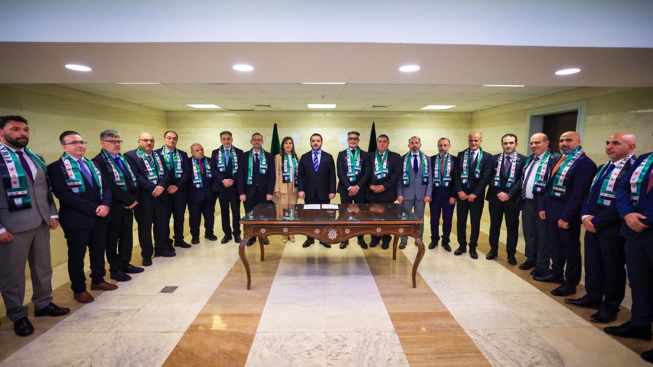 Foreign Minister  al-Shaibani Meets with Diplomats Who Defected from The Former Regime and Signs  Decision to Reinstate Them to The Staff of the Ministry of Foreign Affairs and Expatriates