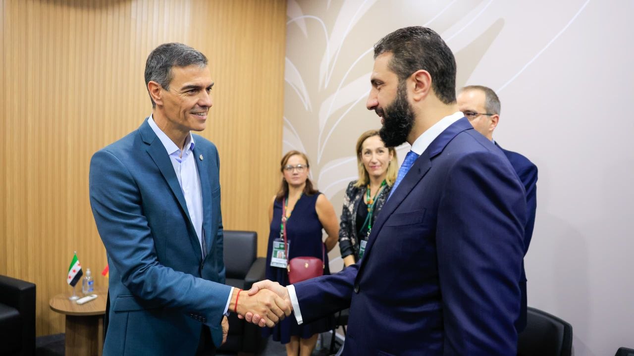 السيد الرئيس أحمد الشرع يلتقي رئيس مجلس الوزراء في مملكة إسبانيا السيد بيدرو سانشيز، بحضور وزير الخارجية والمغتربين السيد أسعد الشيباني