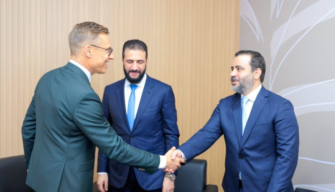 التقى السيد الرئيس أحمد الشرع رئيس جمهورية فلندا السيد ألكسندر ستوب، وذلك بحضور وزير الخارجية والمغتربين السيد أسعد حسن الشيباني