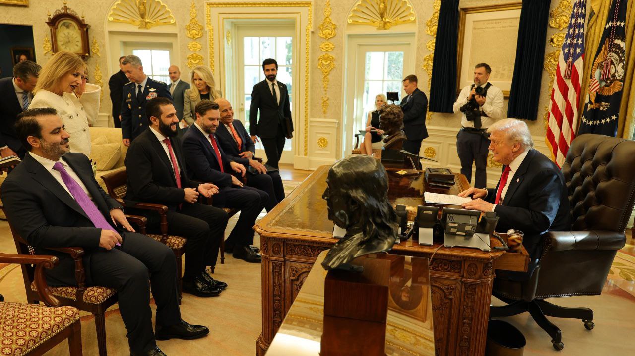 President  al-Sharaa Meets with His American Counterpart,Trump, at The White House