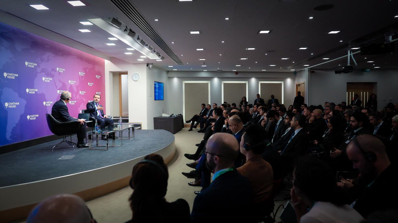 وزير الخارجية والمغتربين السيد أسعد حسن الشيباني يشارك في فعالية حوارية نظمها المعهد الملكي للشؤون الدولية "تشاتم هاوس" في العاصمة البريطانية لندن