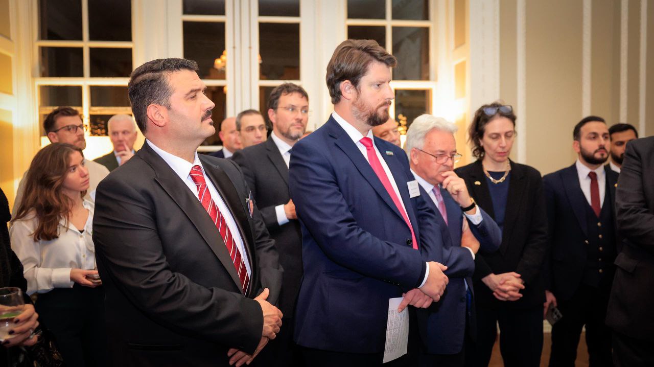 وزير الخارجية والمغتربين السيد أسعد حسن الشيباني يشارك في فعاليات إطلاق المجلس السوري-البريطاني للأعمال في العاصمة البريطانية لندن.