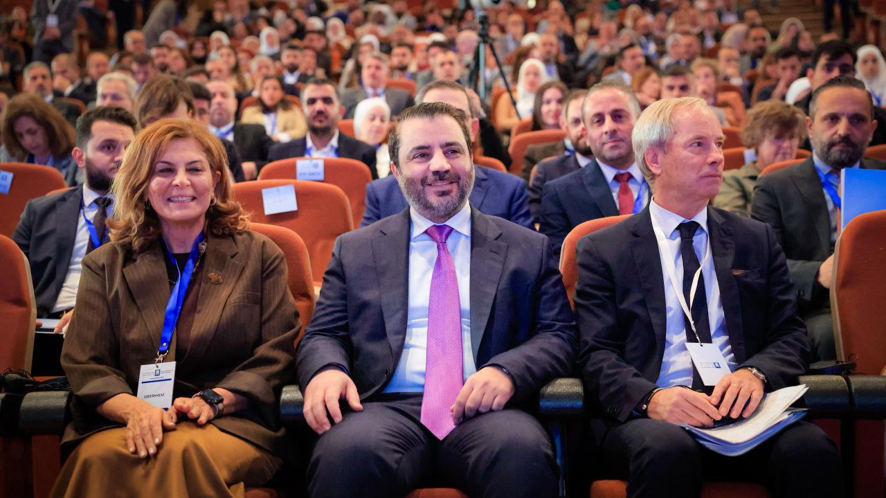 وزير الخارجية والمغتربين السيد أسعد حسن الشيباني يفتتح مؤتمر "يوم حوار مع المجتمع المدني السوري"