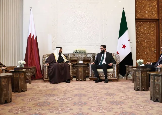 لقاء القائد "أحمد الشرع" ووزير الخارجية السوري السيد "أسعد الشيباني" مع الوفد القطري برئاسة وزير الدولة السيد "محمد بن عبدالعزيز الخليفي"