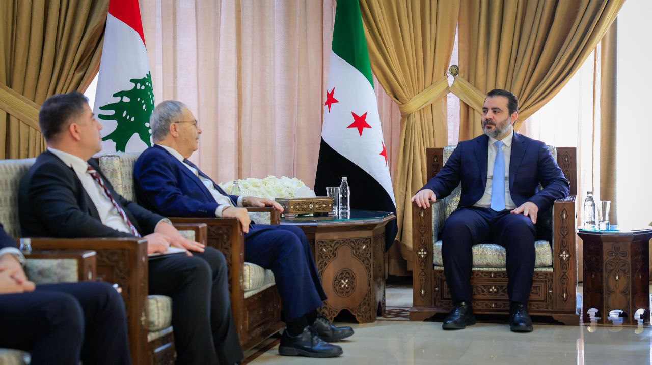 استقبل وزير الخارجية والمغتربين السيد أسعد حسن الشيباني ووزير العدل الدكتور مظهر الويس في العاصمة دمشق نائب رئيس مجلس الوزراء اللبناني السيد طارق متري