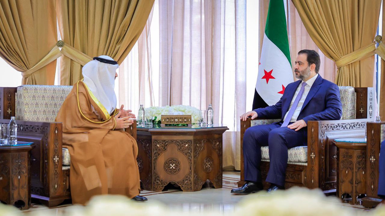 استقبل وزير الخارجية والمغتربين السيد أسعد حسن الشيباني في العاصمة دمشق سفير الإمارات العربية المتحدة السيد حمد راشد بن علوان الحبسي
