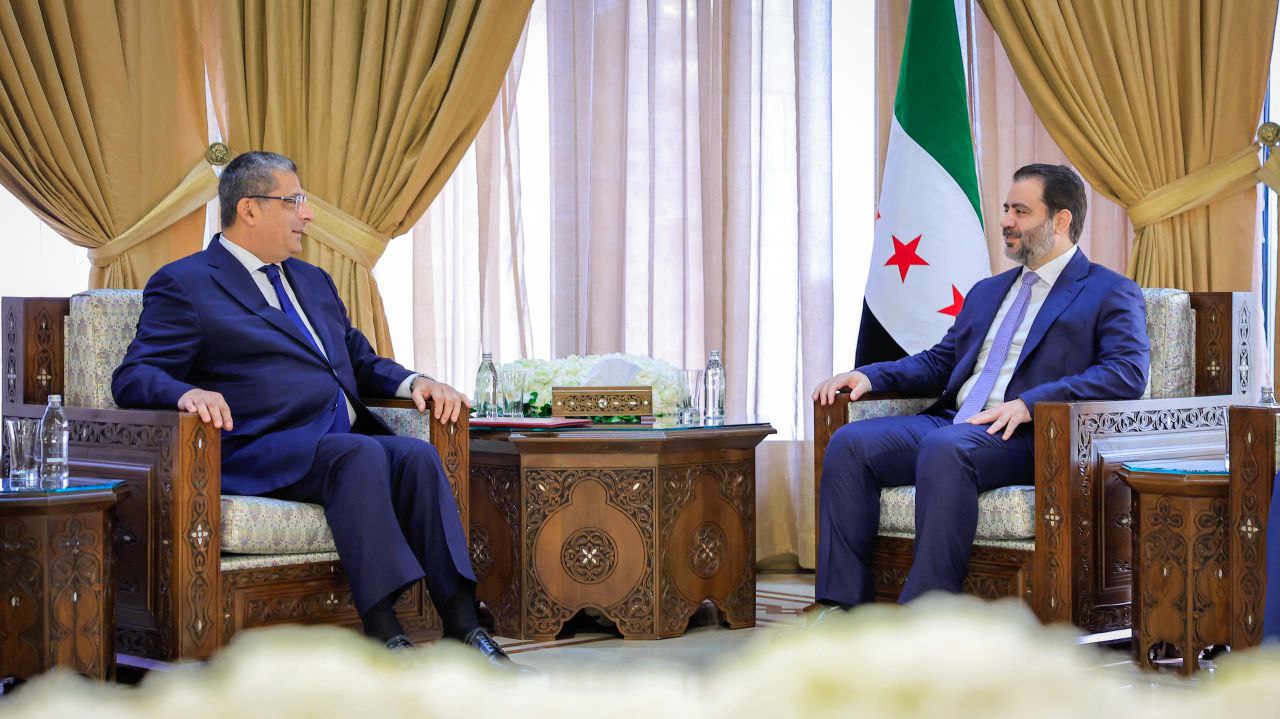 وزير الخارجية والمغتربين السيد أسعد حسن الشيباني يستقبل في العاصمة دمشق السفير اللبناني السيد هنري قسطون