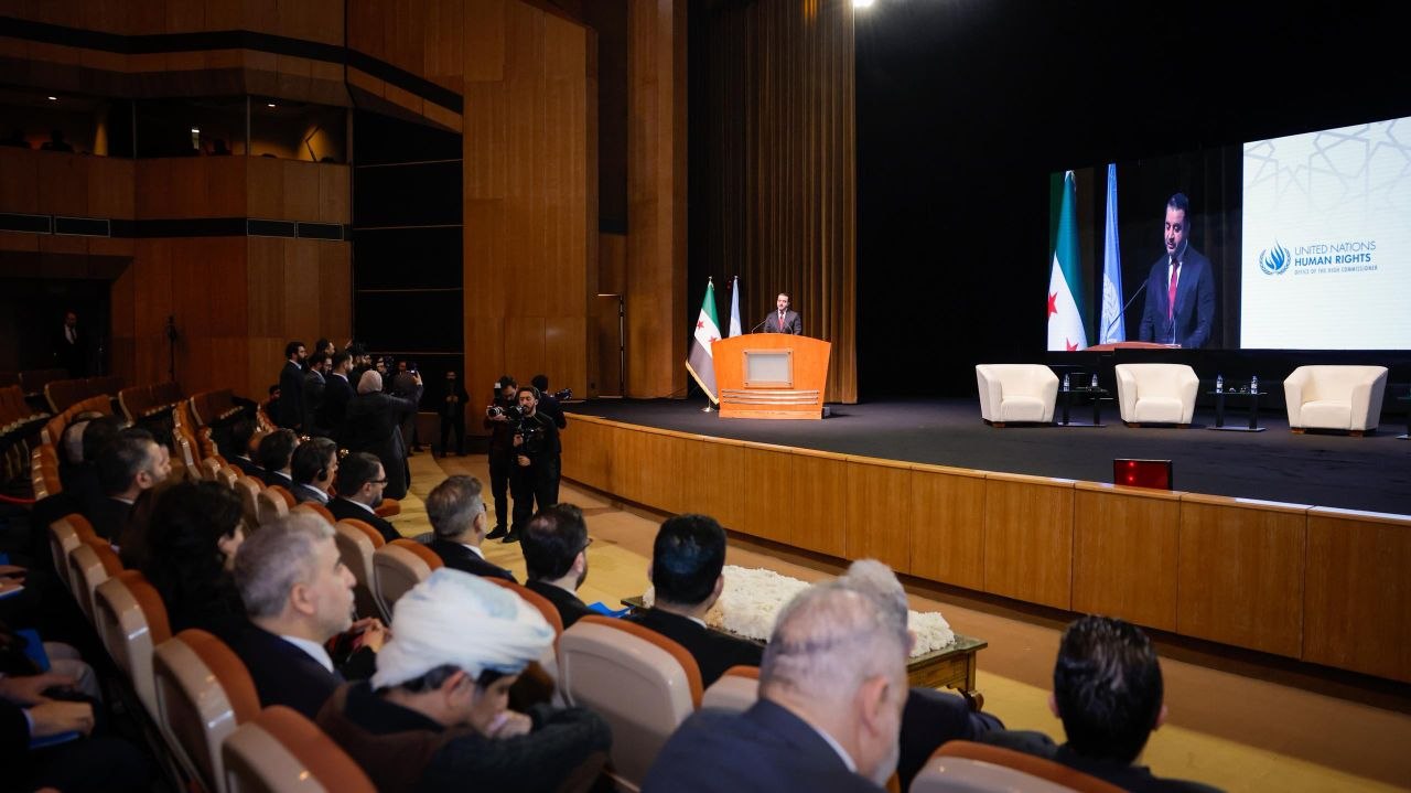 برعاية وزارة الخارجية والمغتربين والمفوضية السامية لحقوق الإنسان أقيمت اليوم في العاصمة دمشق فعالية بمناسبة اليوم العالمي لحقوق الإنسان، لأول مرة في سوريا وسط حضور رسمي واسع