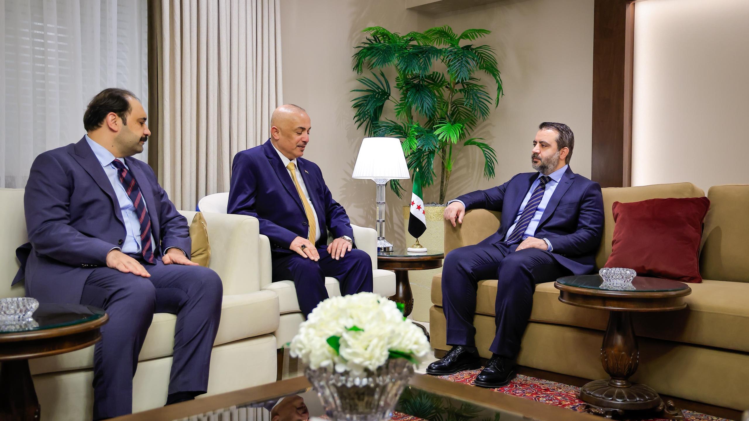 Minister Al-Shaibani Receives Iraqi Chargé d’affaires in Damascus