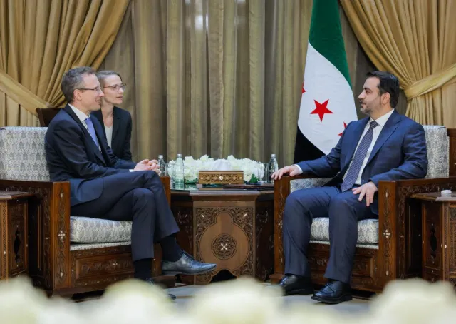 استقبل وزير الخارجية والمغتربين السيد أسعد حسن الشيباني اليوم في العاصمة دمشق وفد ألماني برئاسة نائب مستشار الأمن القومي لدى المستشارية الاتحادية الألمانية، السيد أليكساندر إيبرل