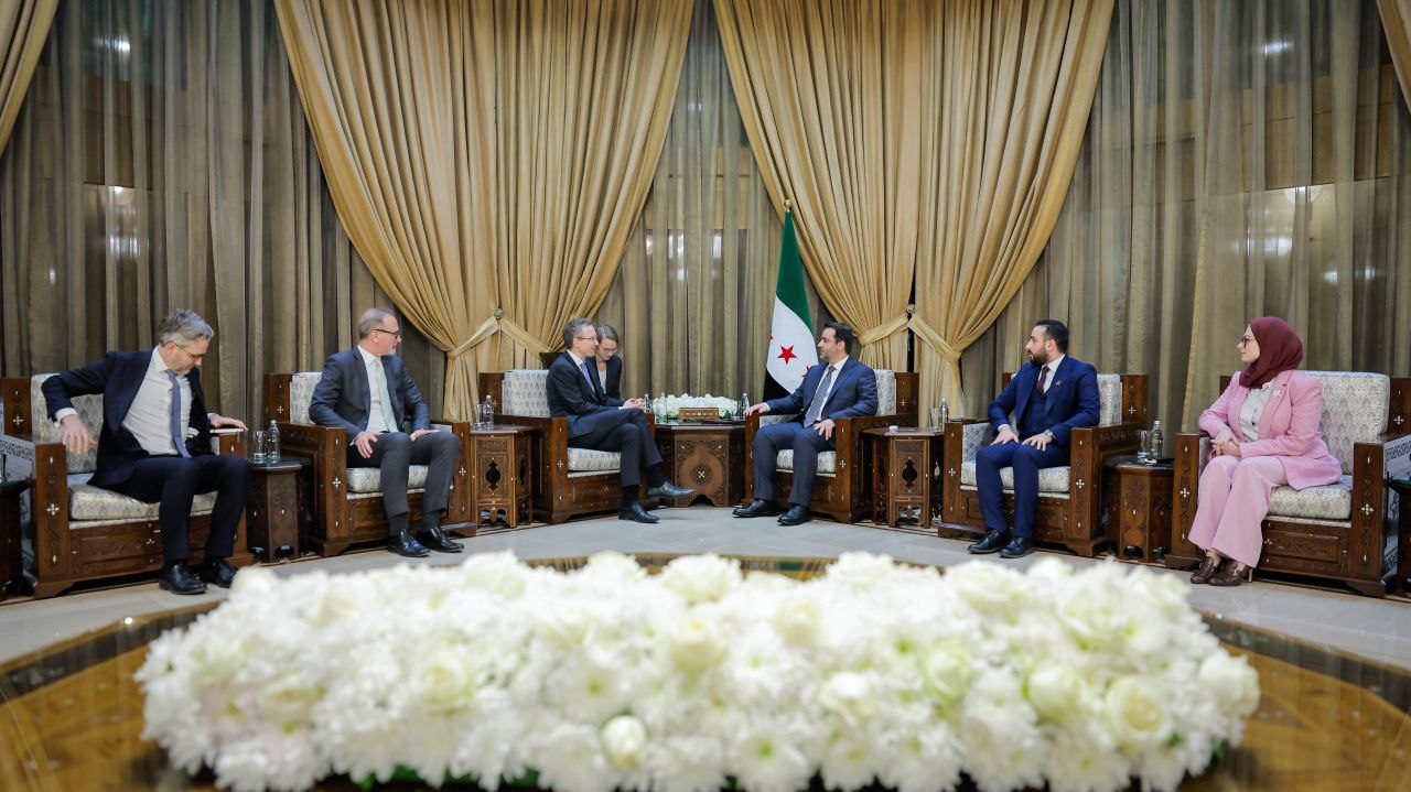 استقبل وزير الخارجية والمغتربين السيد أسعد حسن الشيباني اليوم في العاصمة دمشق وفد ألماني برئاسة نائب مستشار الأمن القومي لدى المستشارية الاتحادية الألمانية، السيد أليكساندر إيبرل